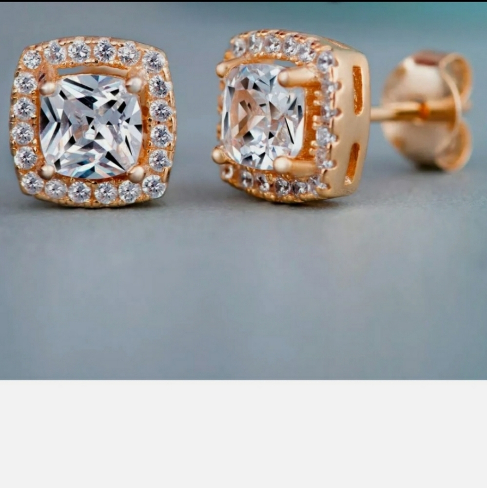 New Fashion Rose Gold Stud Earrings